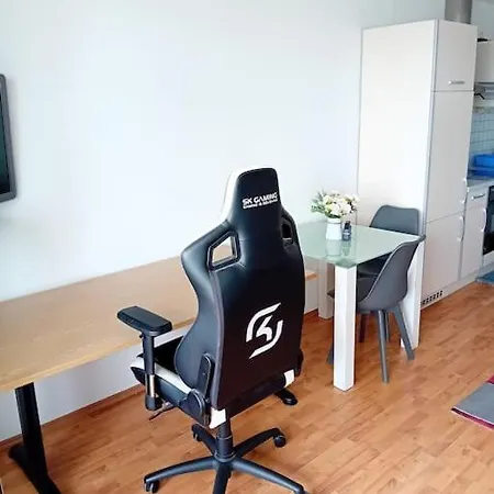 Studio Near Siemens *